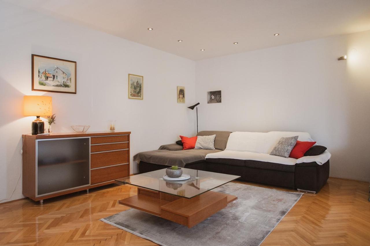 Comfort Sea View Apartment Dugi Rat Exteriör bild